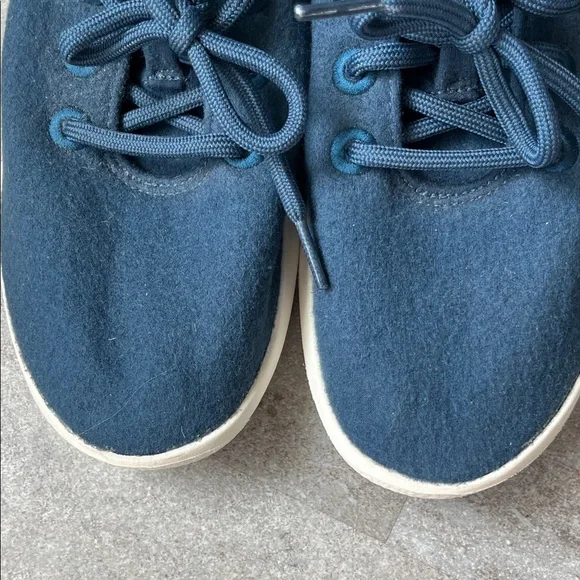 Allbirds Wool Runners - Navy and Charcoal - Picture 7 of 10